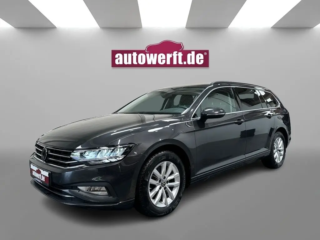 Photo 1 : Volkswagen Passat 2023 Diesel