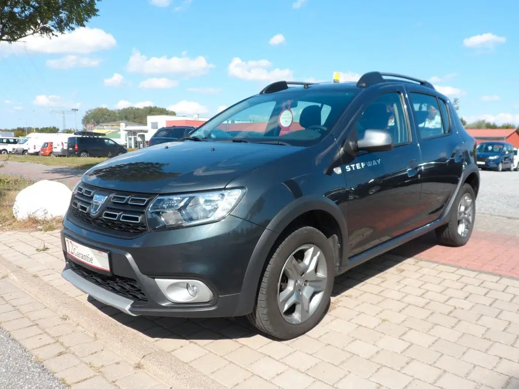 Photo 1 : Dacia Sandero 2017 Essence