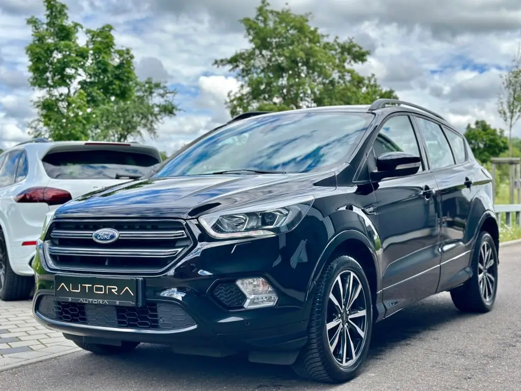 Photo 1 : Ford Kuga 2019 Essence