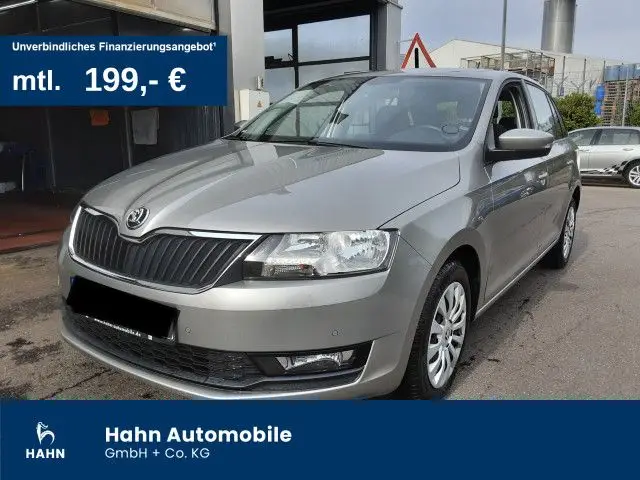 Photo 1 : Skoda Rapid 2019 Essence