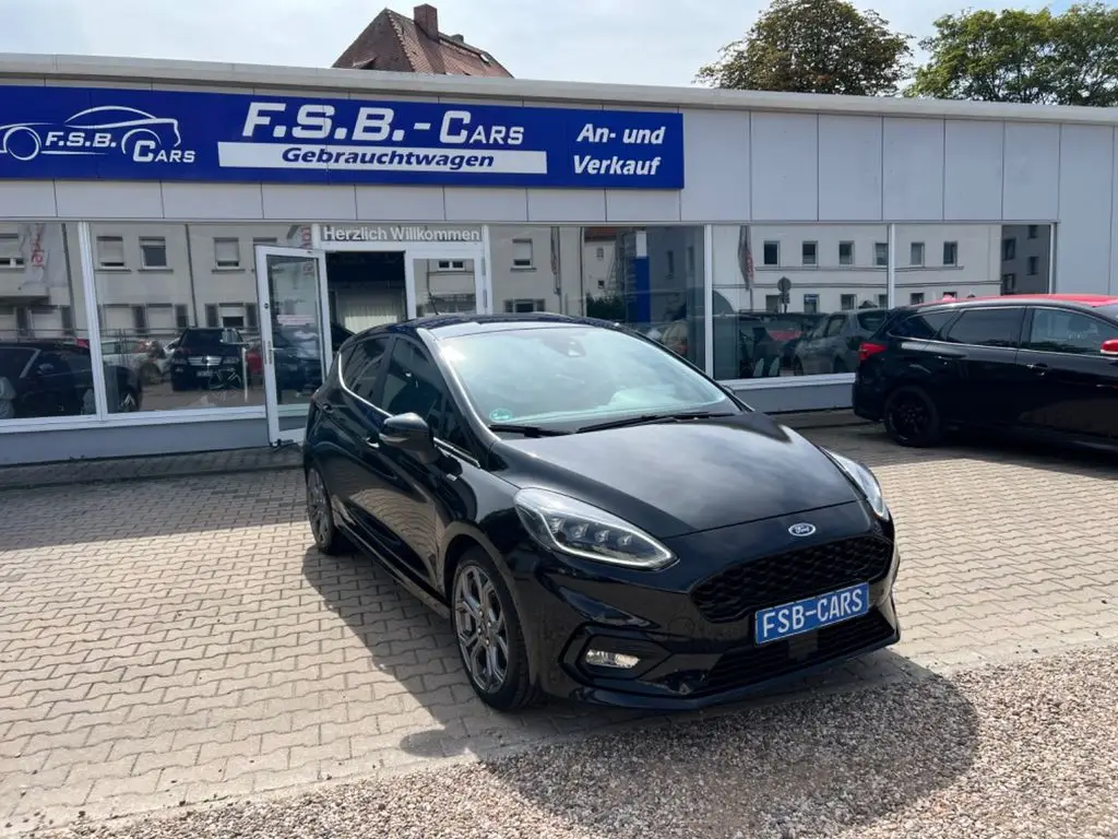 Photo 1 : Ford Fiesta 2021 Petrol