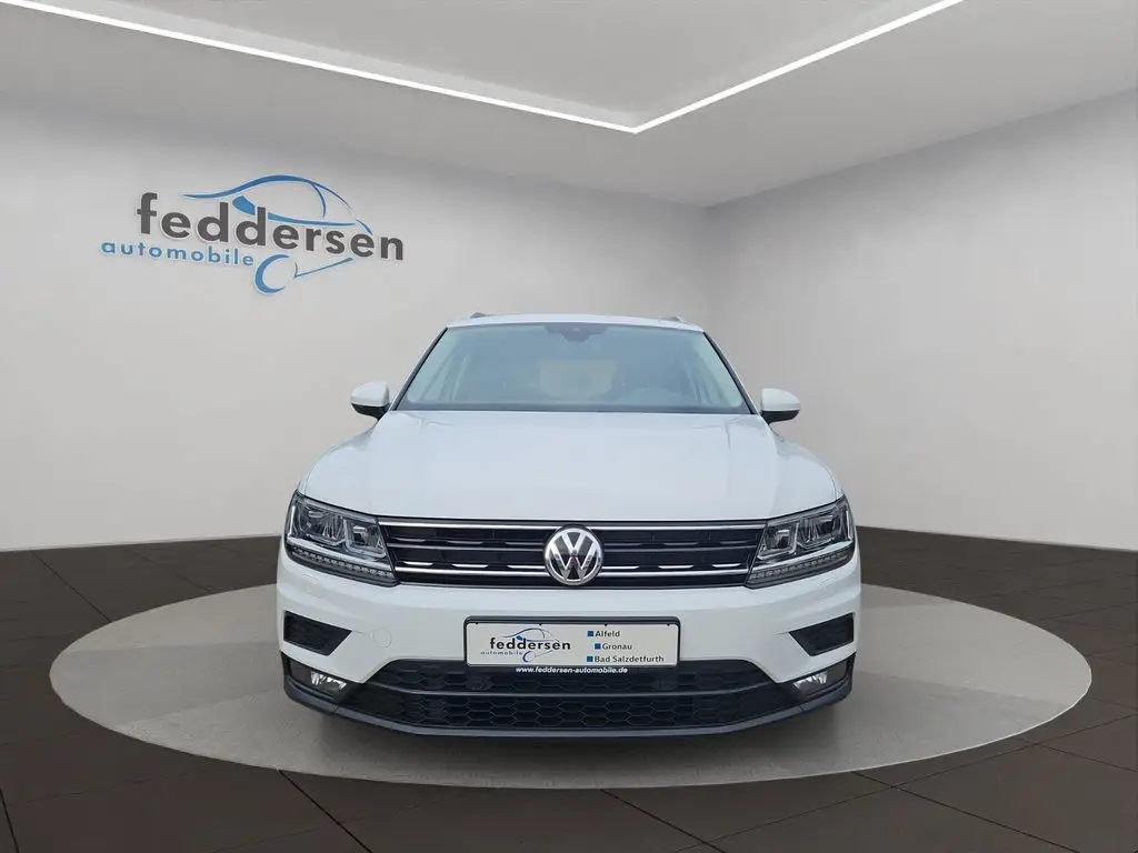 Photo 1 : Volkswagen Tiguan 2017 Essence