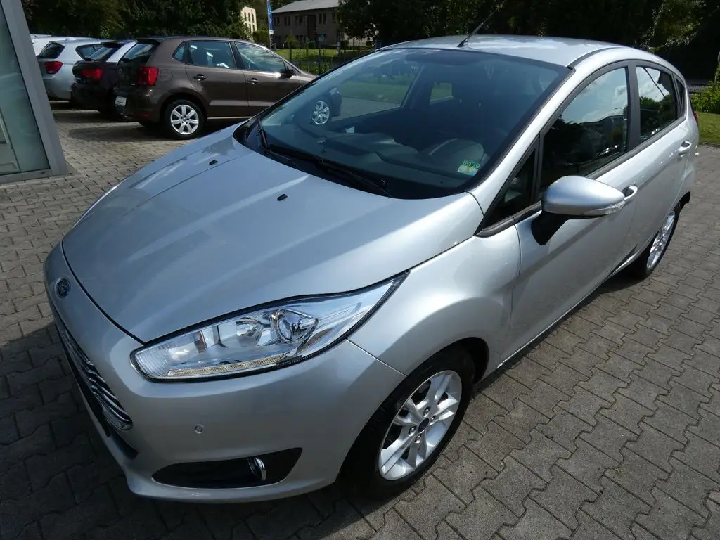 Photo 1 : Ford Fiesta 2015 Essence