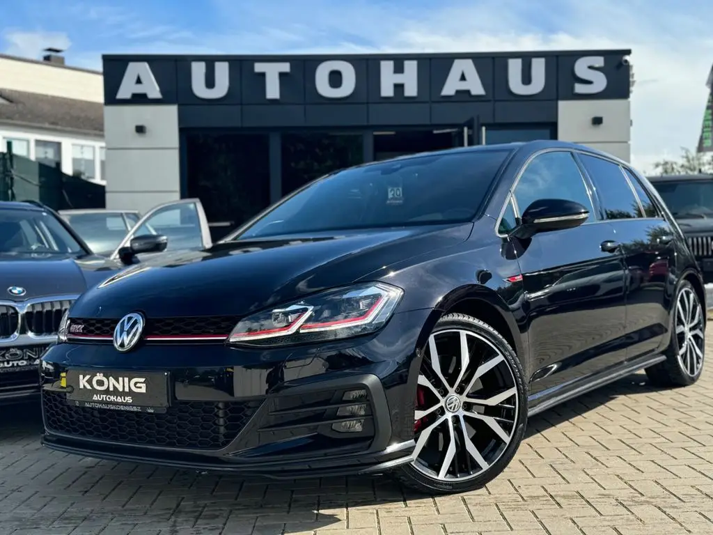 Photo 1 : Volkswagen Golf 2019 Essence