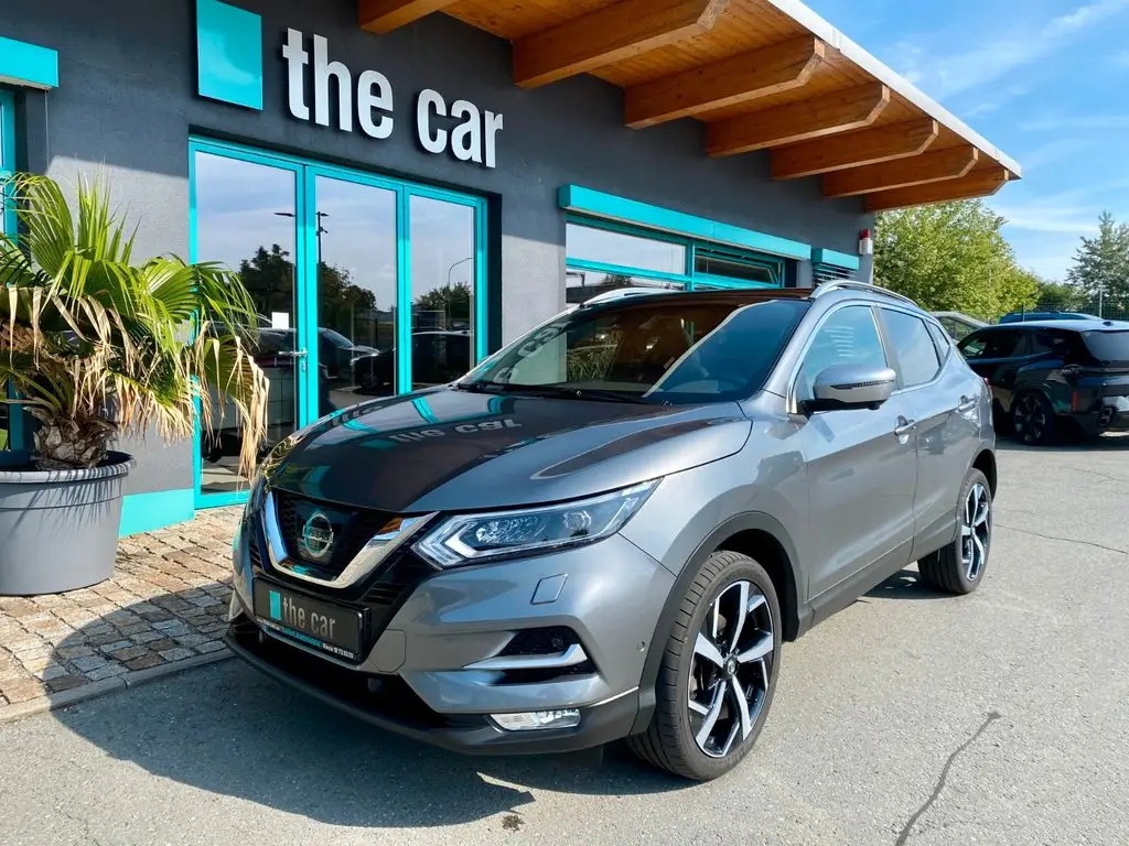 Photo 1 : Nissan Qashqai 2017 Petrol