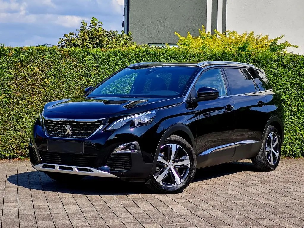 Photo 1 : Peugeot 5008 2020 Essence