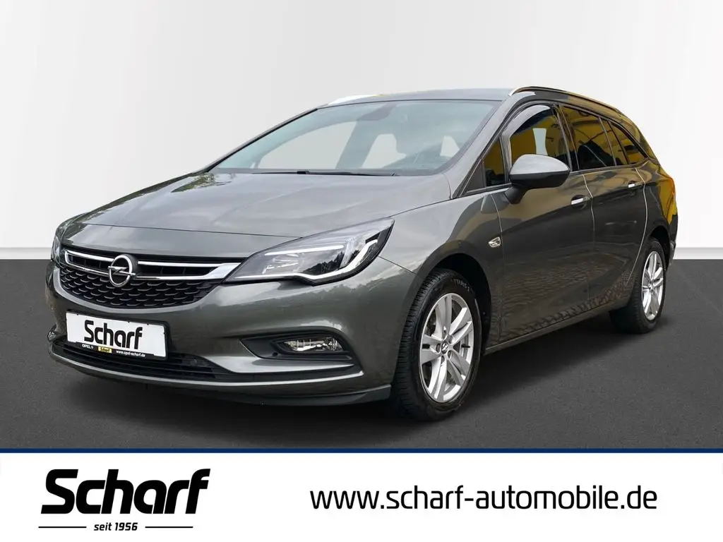 Photo 1 : Opel Astra 2018 Essence