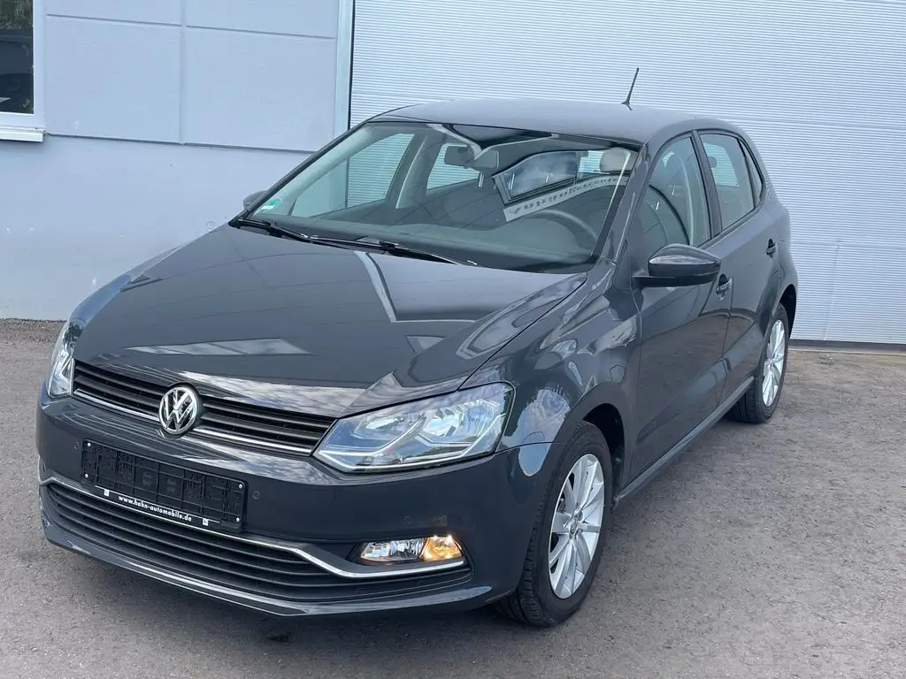 Photo 1 : Volkswagen Polo 2016 Petrol