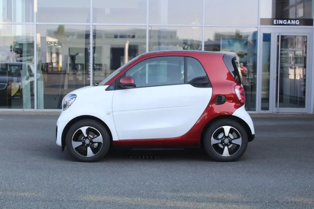 Photo 1 : Smart Fortwo 2023 Non renseigné