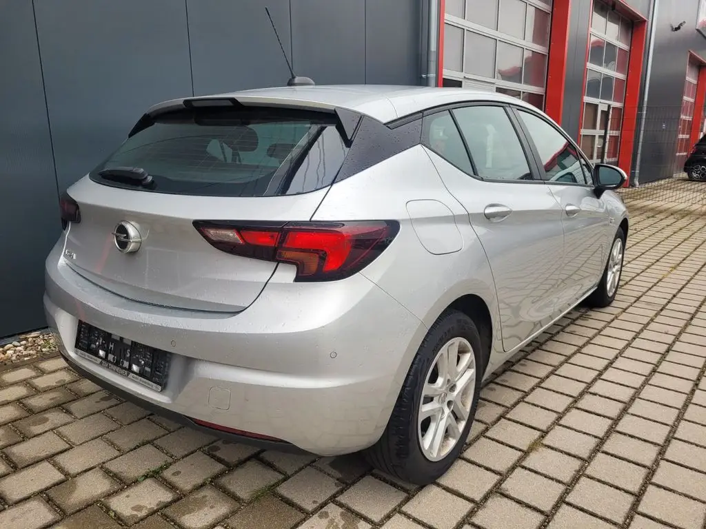 Photo 1 : Opel Astra 2020 Diesel