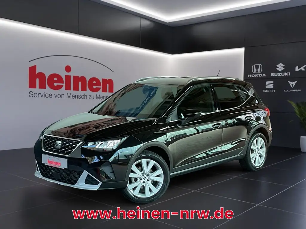 Photo 1 : Seat Arona 2023 Petrol