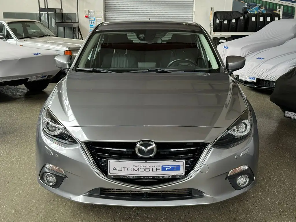 Photo 1 : Mazda 3 2015 Diesel