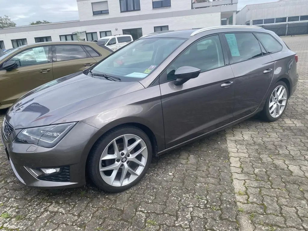 Photo 1 : Seat Leon 2015 Petrol