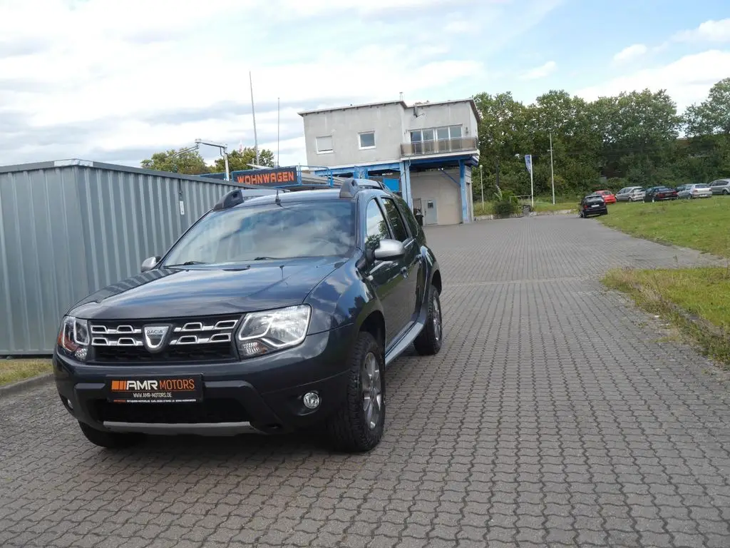 Photo 1 : Dacia Duster 2015 Petrol