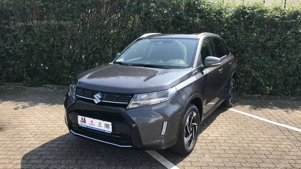 Photo 1 : Suzuki Vitara 2024 Petrol