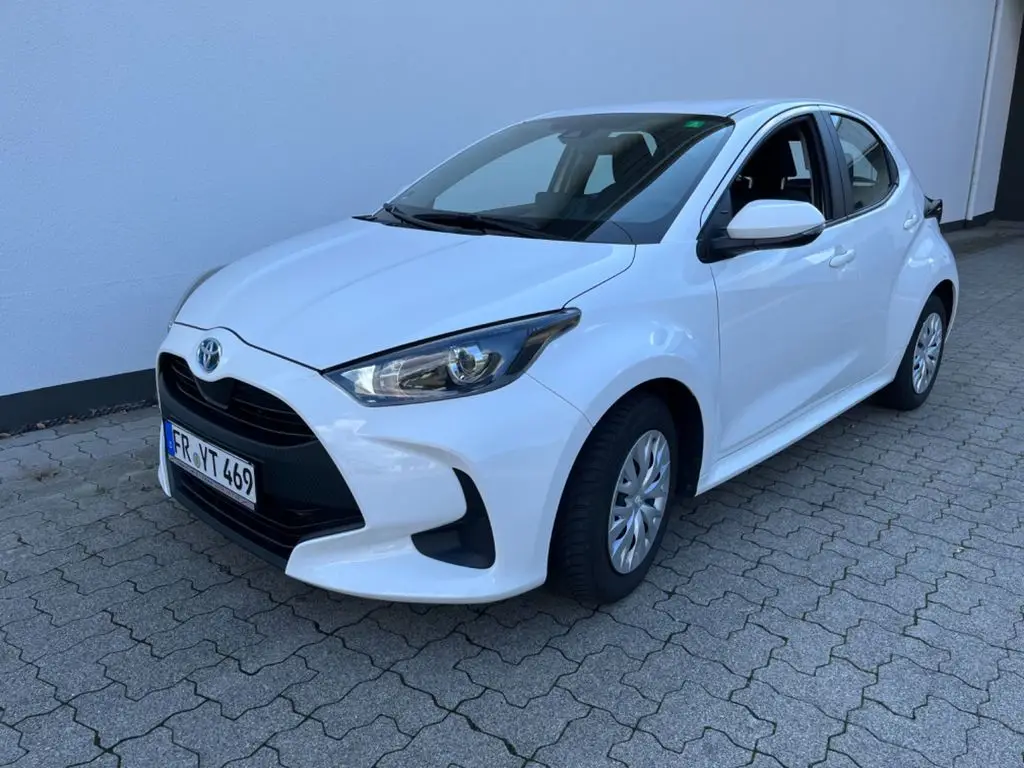 Photo 1 : Toyota Yaris 2022 Hybrid