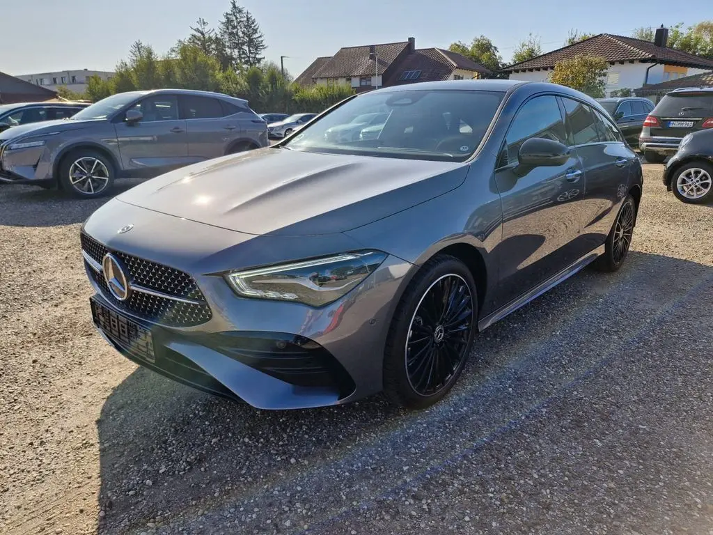 Photo 1 : Mercedes-benz Classe Cla 2024 Hybrid