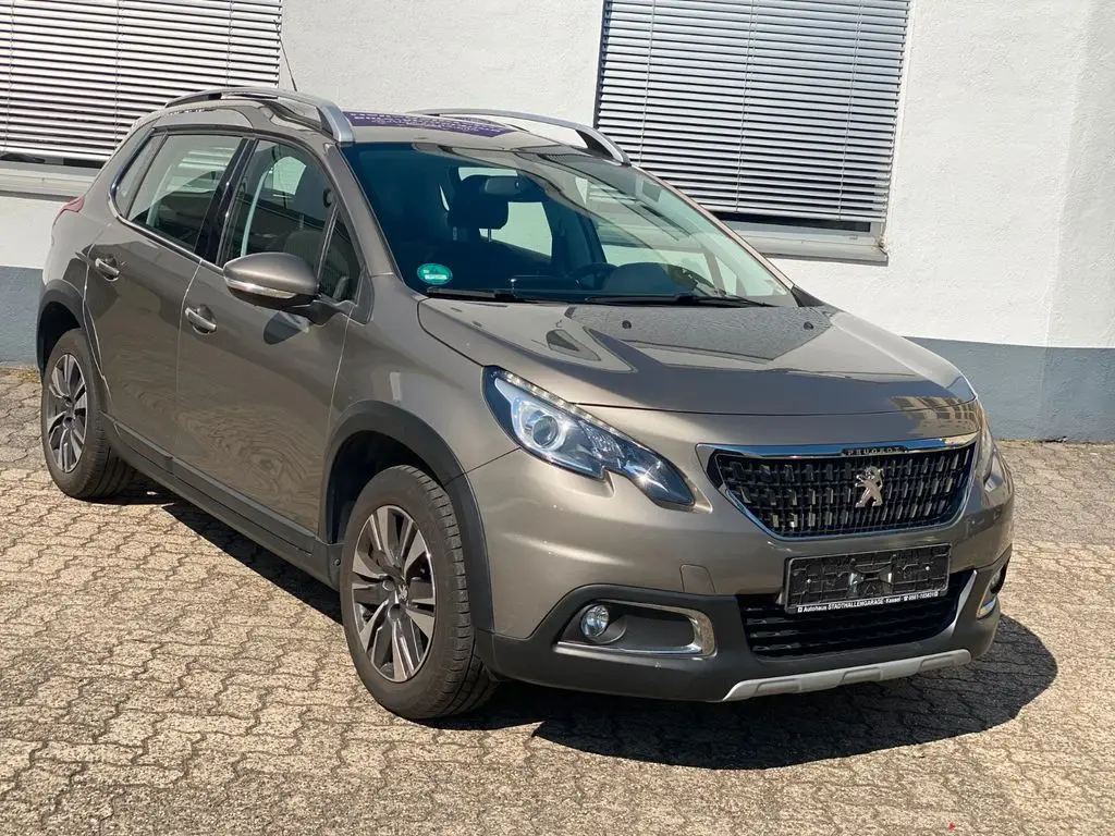 Photo 1 : Peugeot 2008 2017 Essence