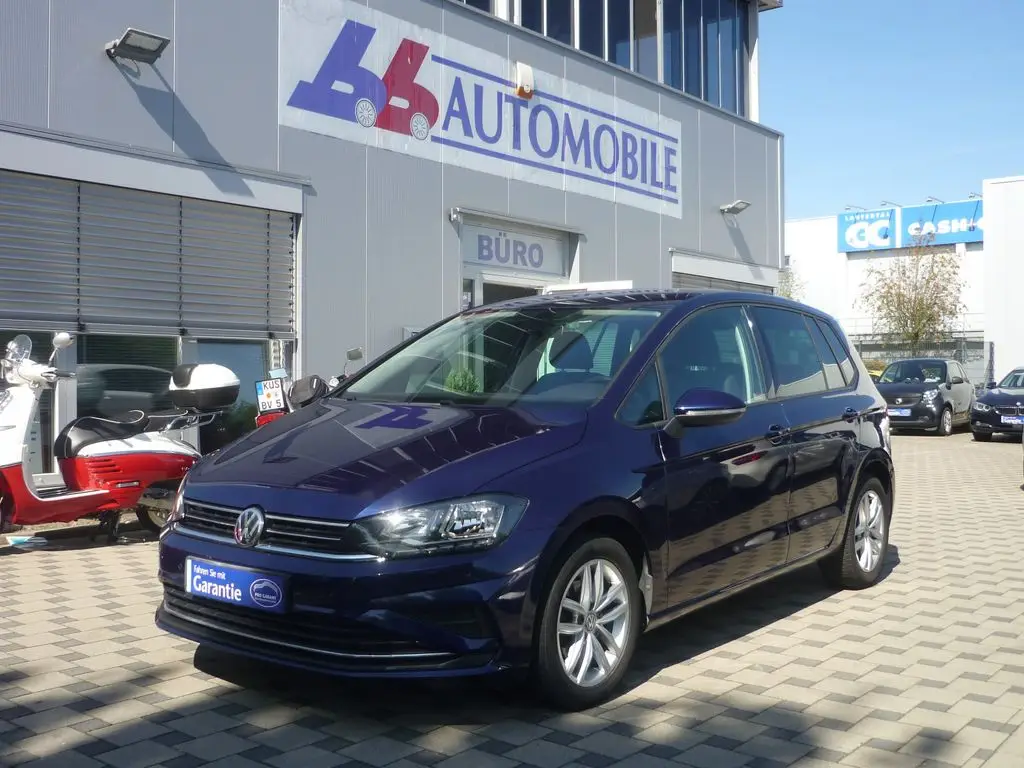 Photo 1 : Volkswagen Golf 2018 Petrol