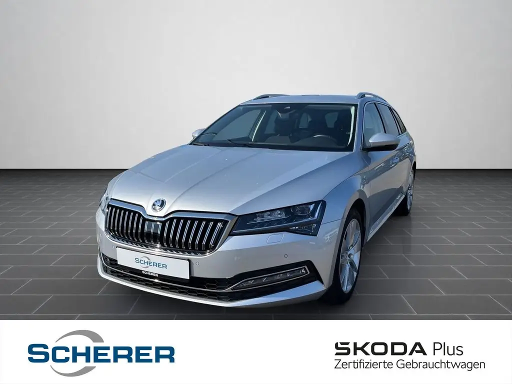 Photo 1 : Skoda Superb 2021 Essence