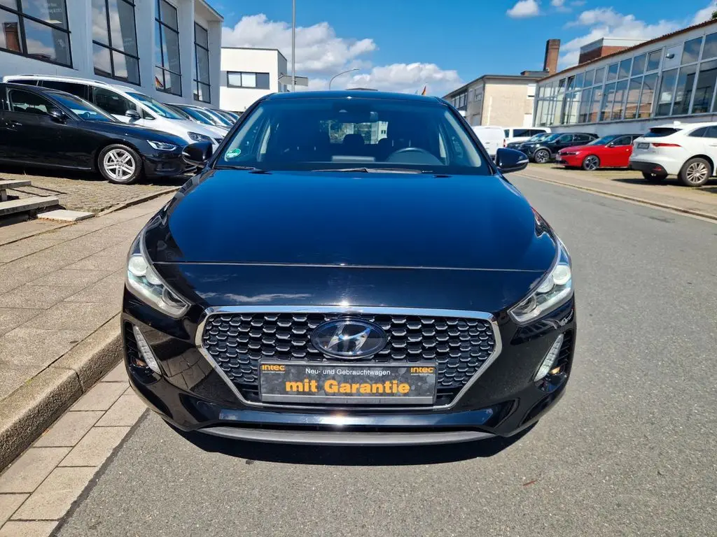 Photo 1 : Hyundai I30 2017 Petrol