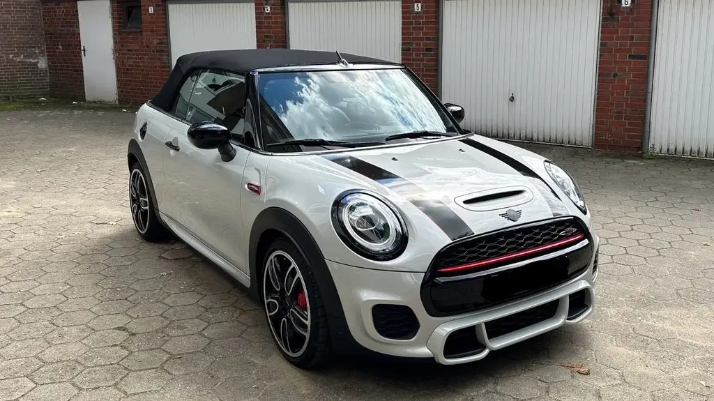 Photo 1 : Mini John Cooper Works 2020 Essence