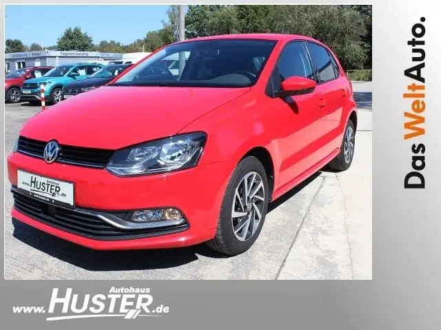 Photo 1 : Volkswagen Polo 2017 Petrol