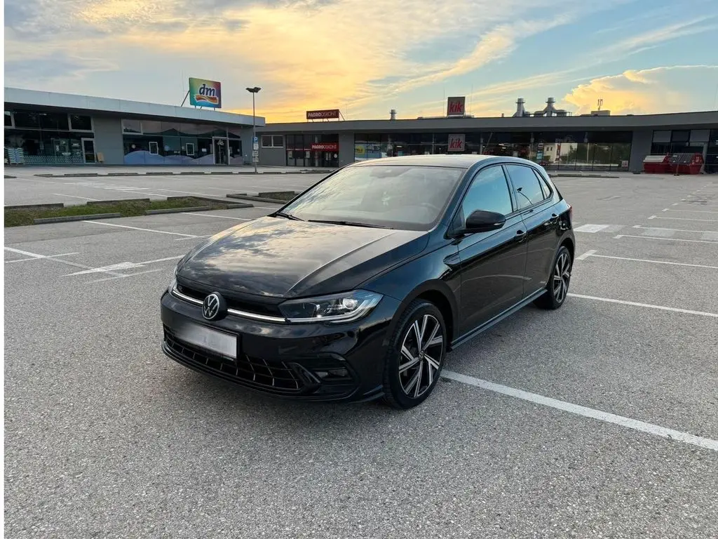 Photo 1 : Volkswagen Polo 2023 Petrol