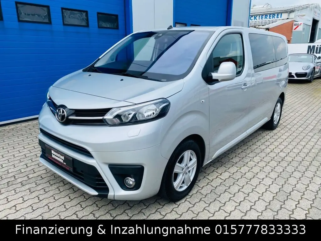 Photo 1 : Toyota Proace 2018 Diesel