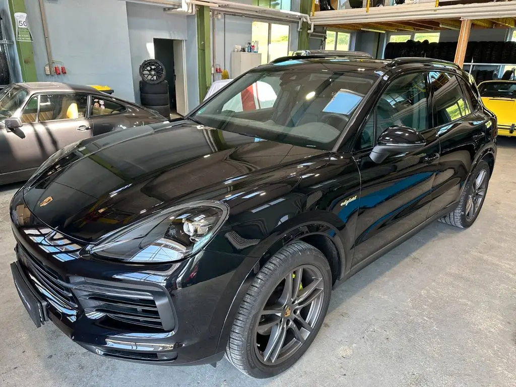 Photo 1 : Porsche Cayenne 2021 Hybrid