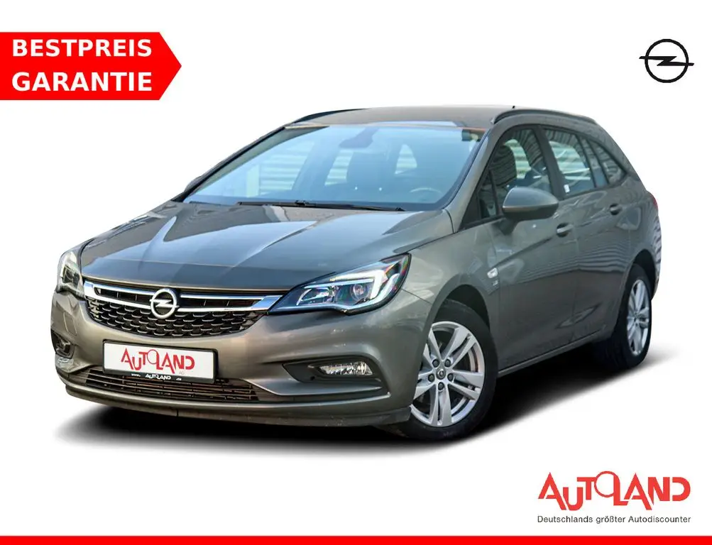 Photo 1 : Opel Astra 2019 Essence