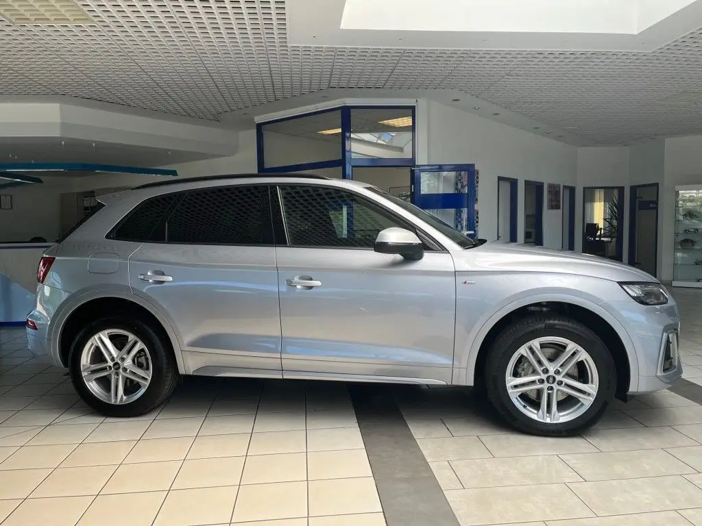 Photo 1 : Audi Q5 2023 Diesel