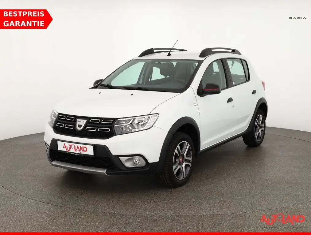 Photo 1 : Dacia Sandero 2020 Essence