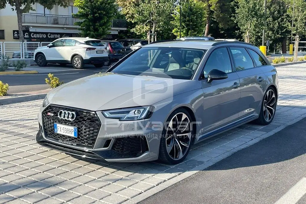 Photo 1 : Audi A4 2019 Petrol