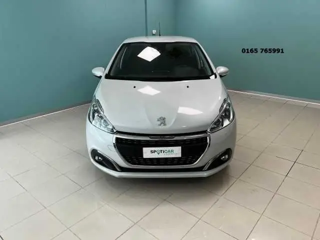 Photo 1 : Peugeot 208 2019 Essence