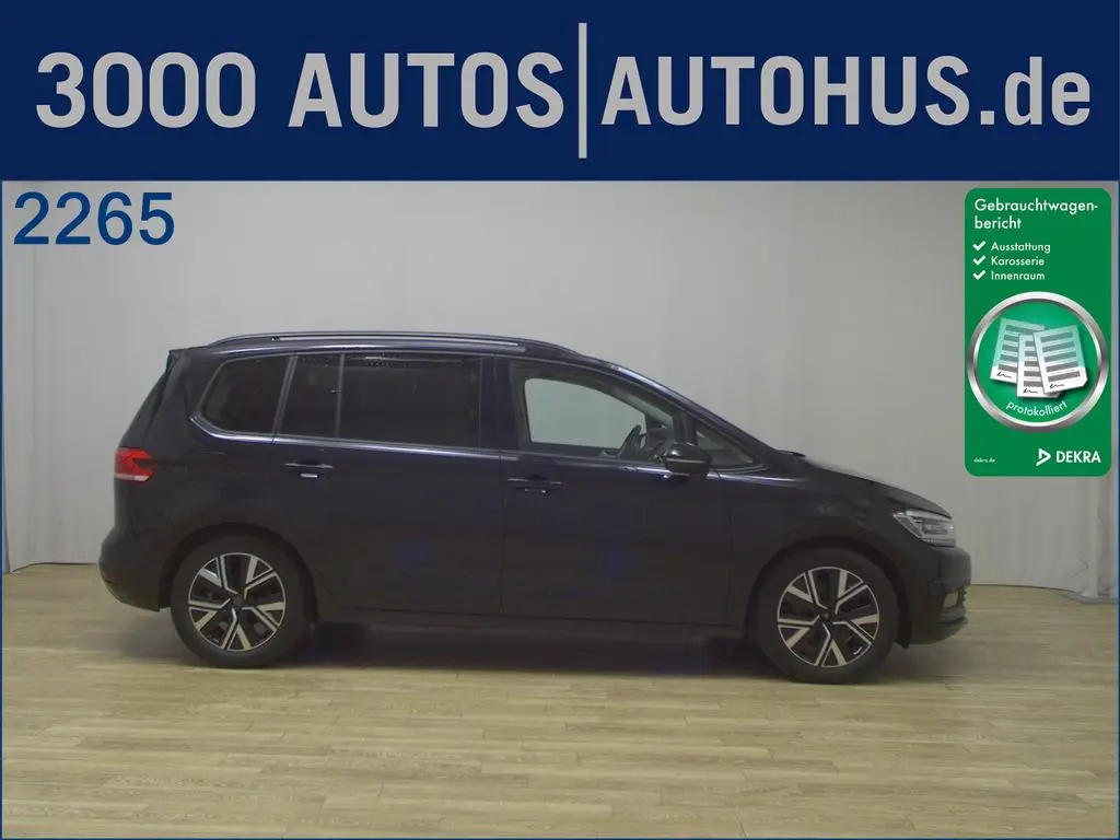 Photo 1 : Volkswagen Touran 2020 Petrol