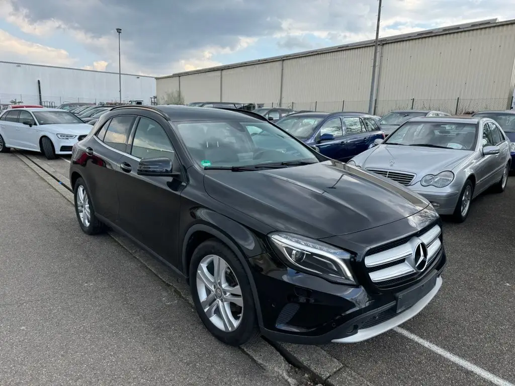 Photo 1 : Mercedes-benz Classe Gla 2016 Essence