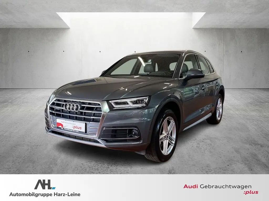 Photo 1 : Audi Q5 2017 Essence