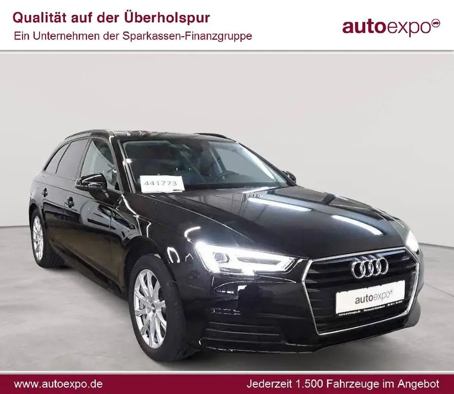 Photo 1 : Audi A4 2019 Petrol