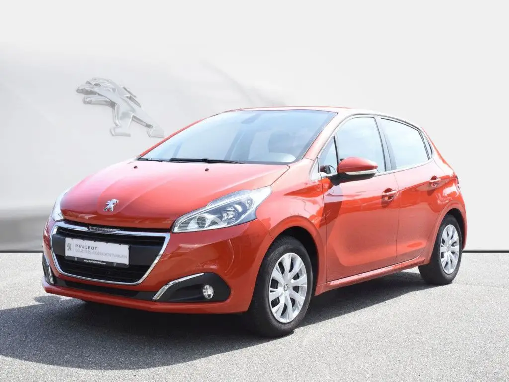 Photo 1 : Peugeot 208 2018 Essence