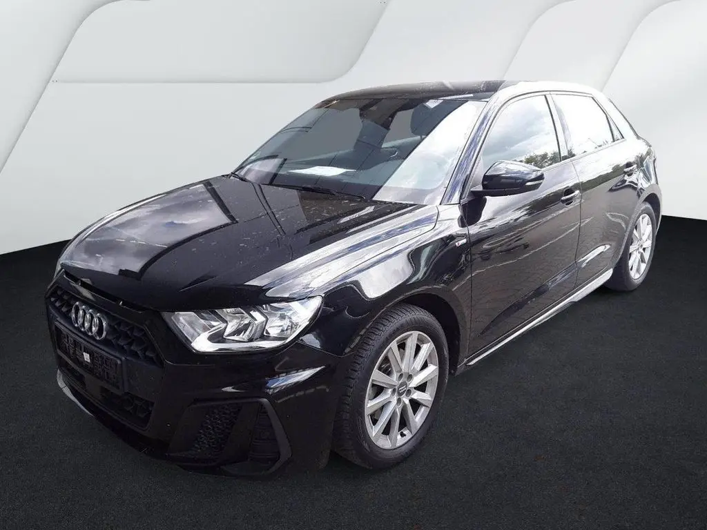 Photo 1 : Audi A1 2019 Essence