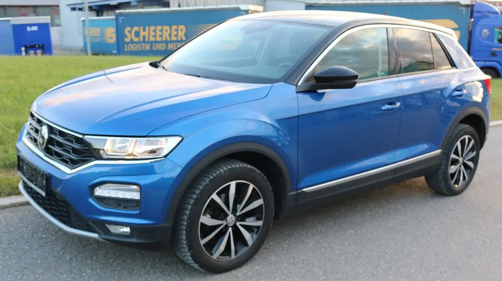 Photo 1 : Volkswagen T-roc 2020 Essence