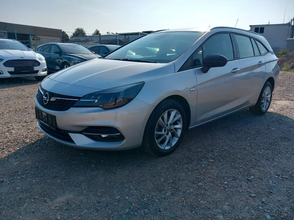 Photo 1 : Opel Astra 2021 Diesel