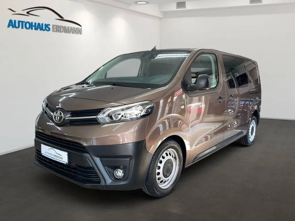 Photo 1 : Toyota Proace 2019 Diesel