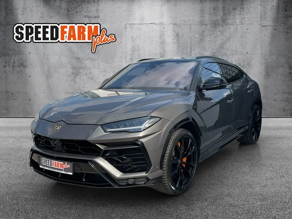 Photo 1 : Lamborghini Urus 2021 Petrol