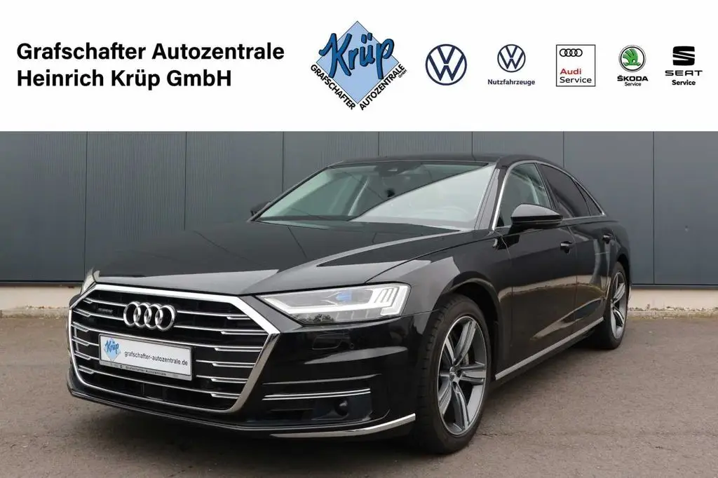 Photo 1 : Audi A8 2018 Essence