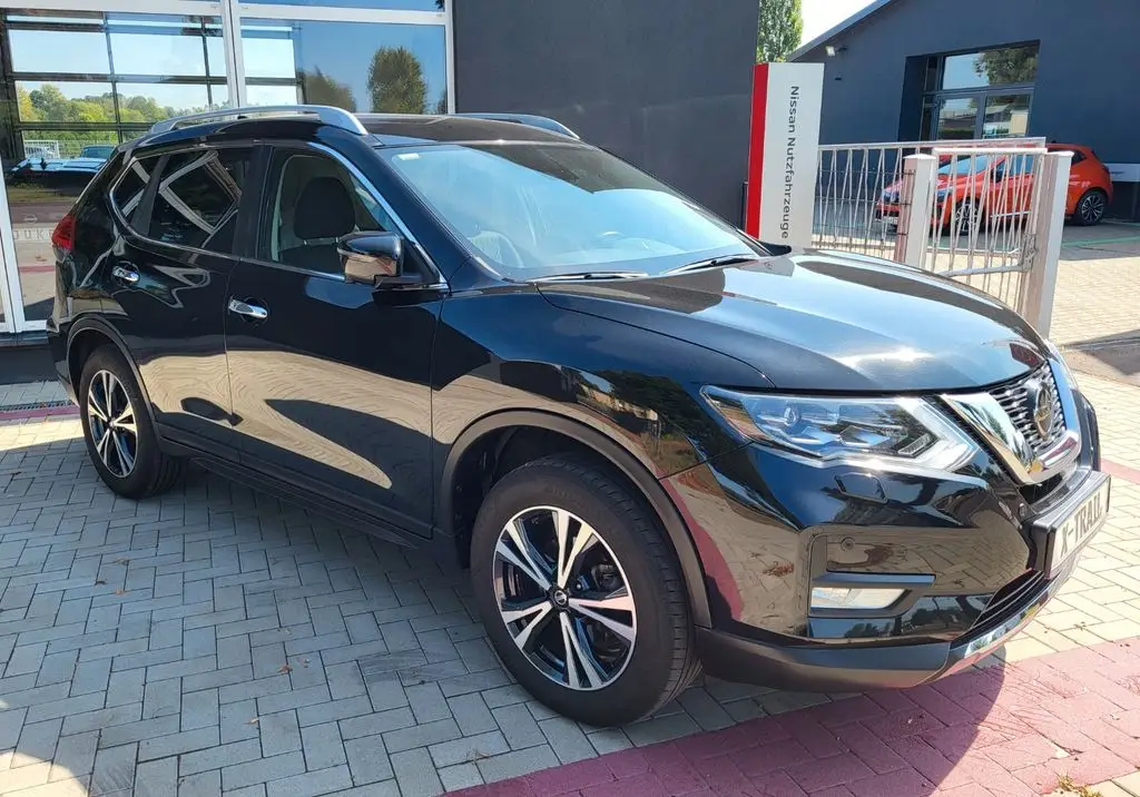 Photo 1 : Nissan X-trail 2020 Essence