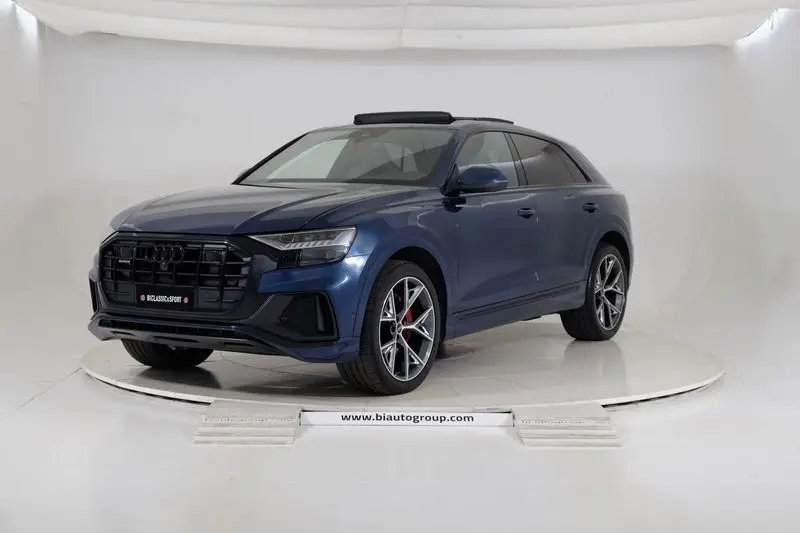 Photo 1 : Audi Q8 2021 Hybride