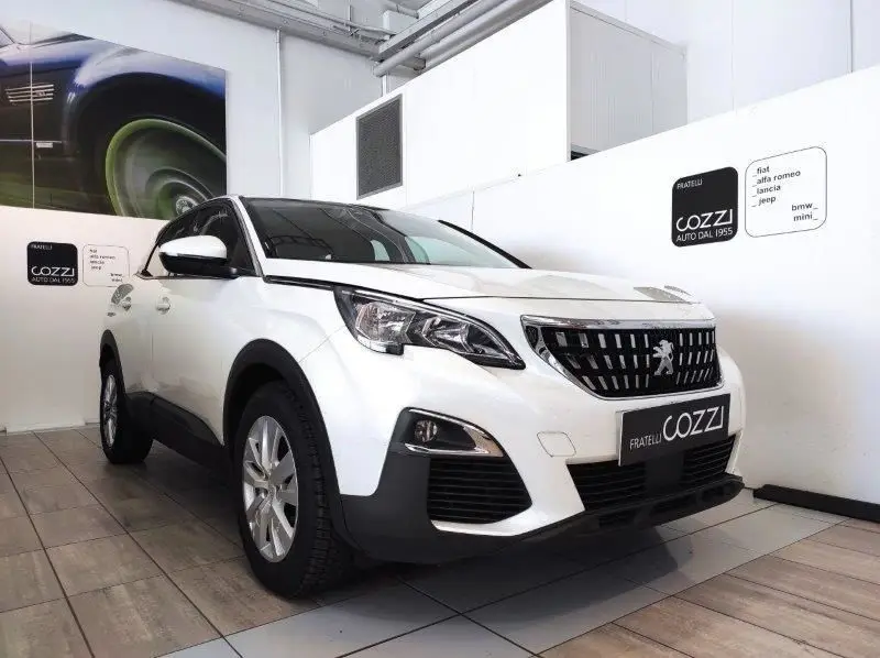 Photo 1 : Peugeot 3008 2019 Diesel