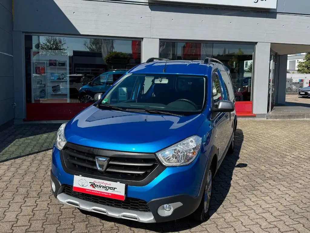 Photo 1 : Dacia Dokker 2016 Petrol